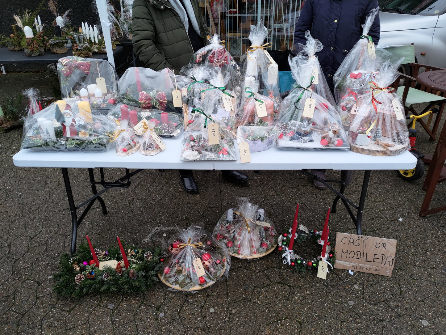 GRATIS UDENDØRS STAND TIL JULEMARKED OG LOPPEMARKED 26/11 -INKL. DEPOSITUM (Genbooking)